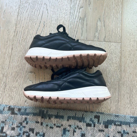 Prada sneakers size 5 - Picture 3 of 11
